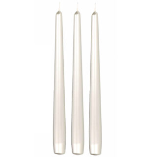 12x Metallic zilveren dinerkaarsen 25 cm 8 branduren
